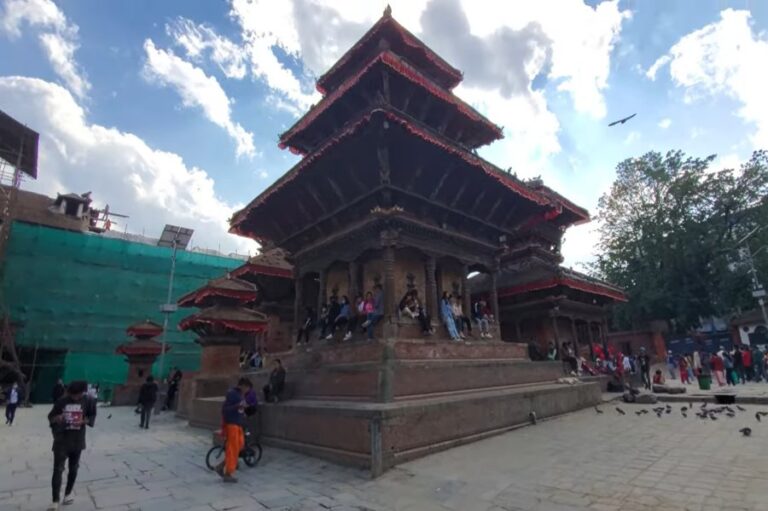 Perfect travel guide to Kathmandu in Nepal!