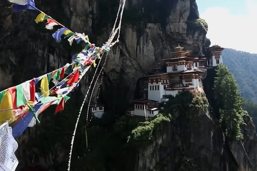 Himalayan country Bhutan travel and sightseeing!